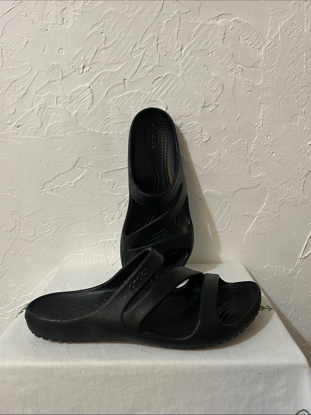 CROCS Black Slide Sandals